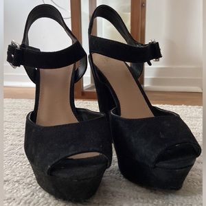 Open toe black heels